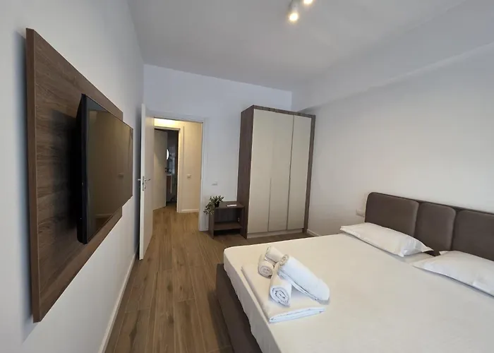 Joy Casa Del Mar C2-63 马马亚